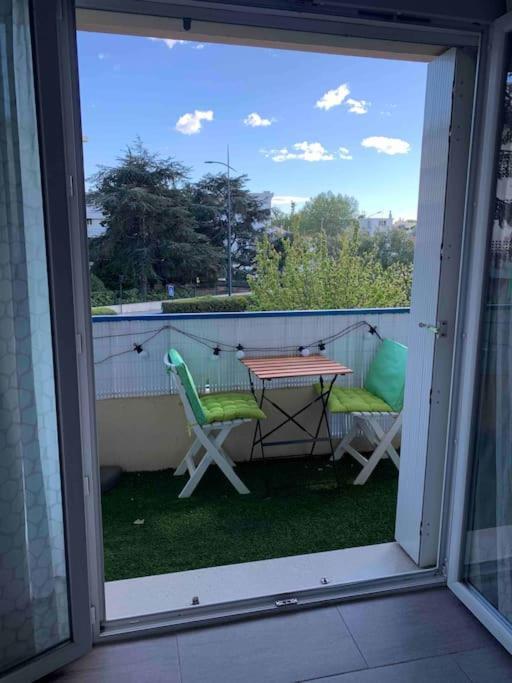 Appartement Familial En Bord De Mer ラ・セーヌ・シュル・メール エクステリア 写真