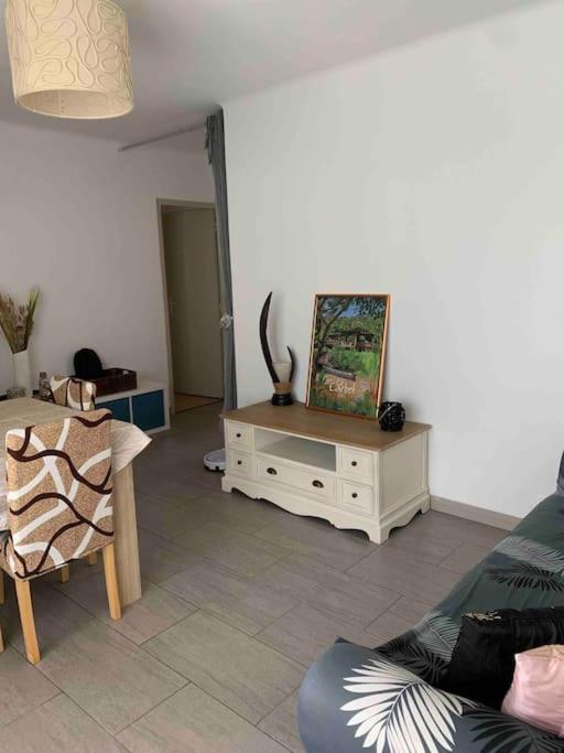 Appartement Familial En Bord De Mer ラ・セーヌ・シュル・メール エクステリア 写真