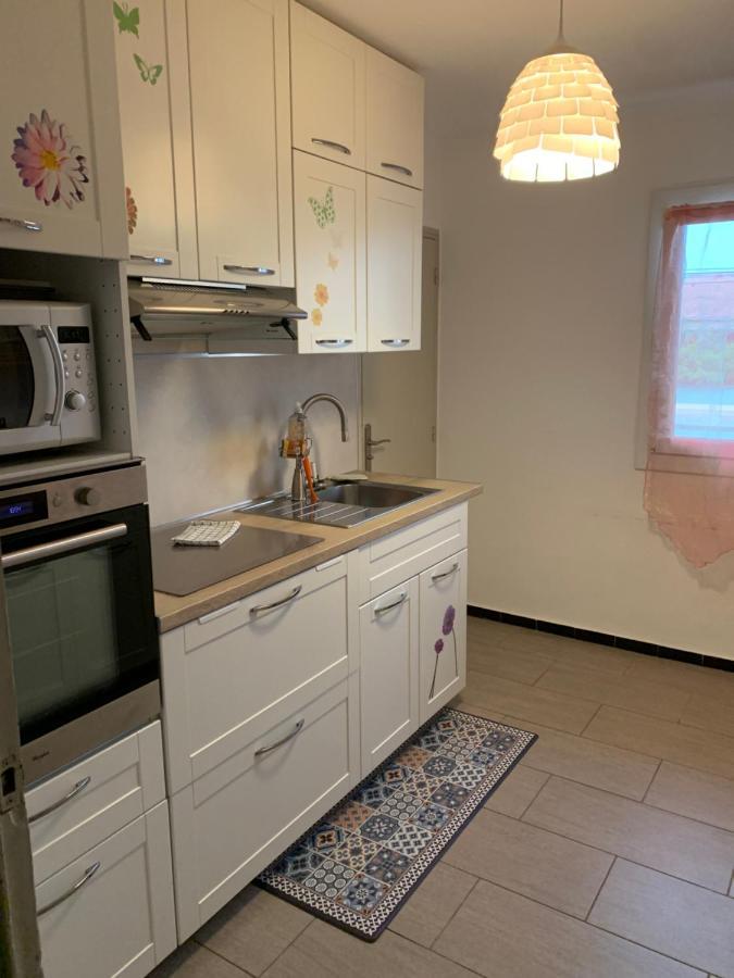 Appartement Familial En Bord De Mer ラ・セーヌ・シュル・メール エクステリア 写真